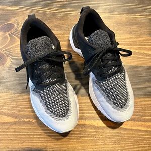 Nike Women’s Size 8 Odyssey RRC Trainer Shoe